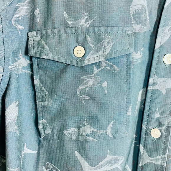 Bob Timberlake| Raglan Shark Print Angler Shirt - Picture 5 of 8